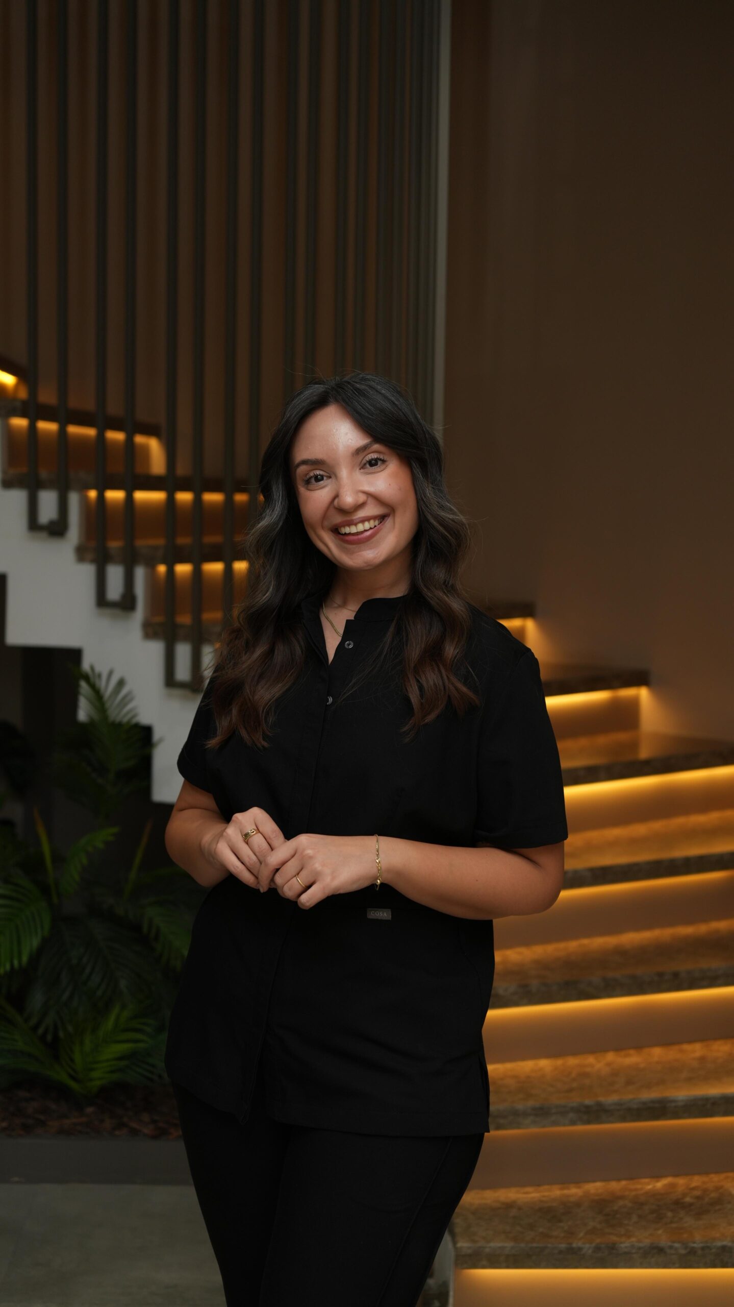 UZM.DT.ESRA YAVAŞ OKAY